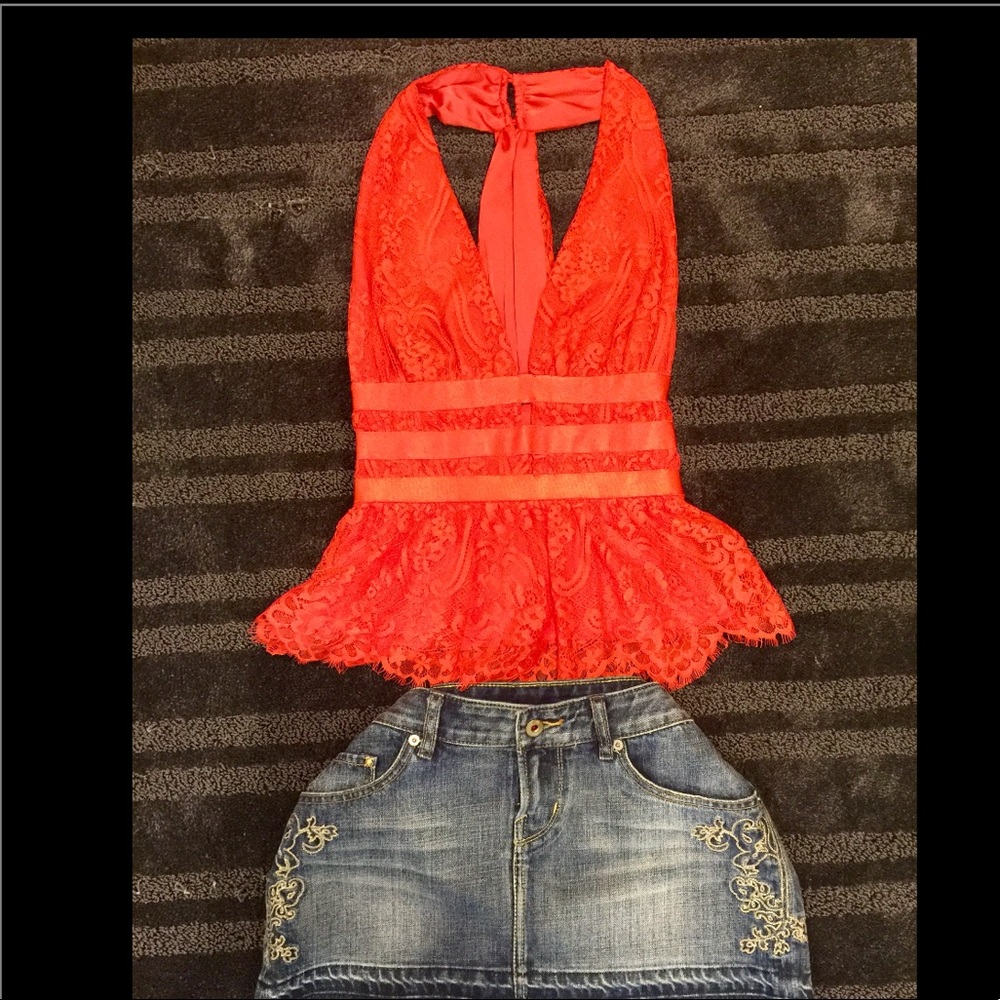 BEBE Coral Halter Banded open back lace top-CUTE!